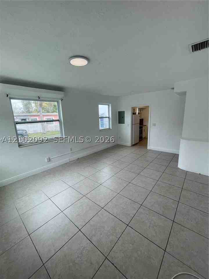 7001 Nw 4th Ct - Photo 3 of 8