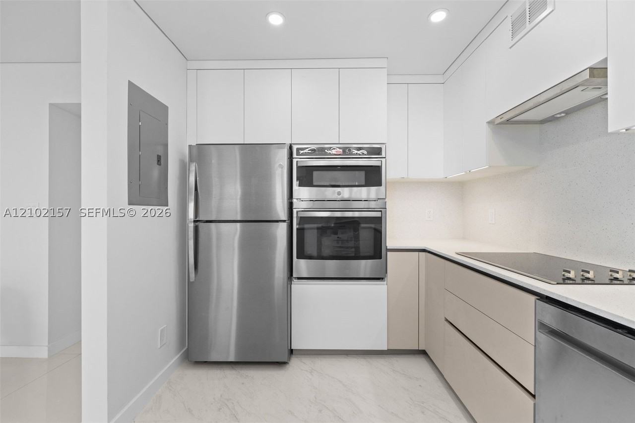 100 Bayview Dr #1919 - Photo 6 of 18