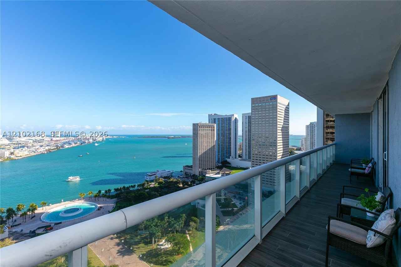 50 Biscayne Blvd #3006 - Photo 2 of 27