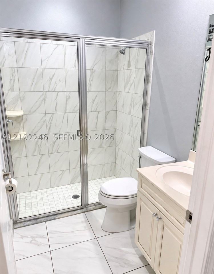 1201 Nw Leonardo Cir #0 - Photo 5 of 17