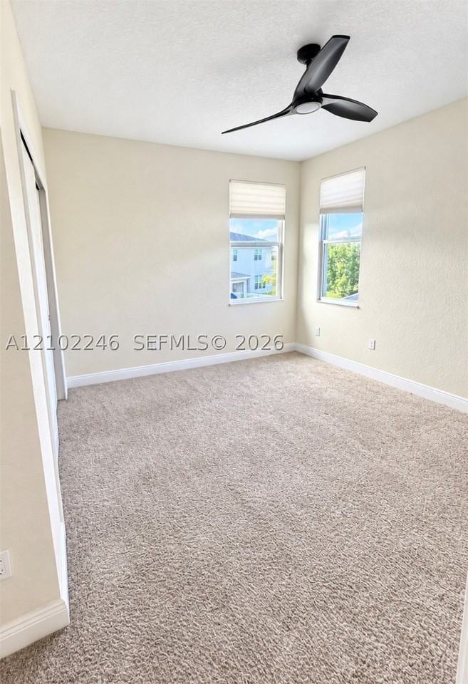 1201 Nw Leonardo Cir #0 - Photo 6 of 17
