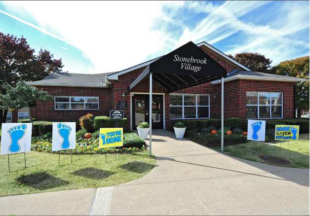 Stonebrook Village Apartments - Photo 4 of 16