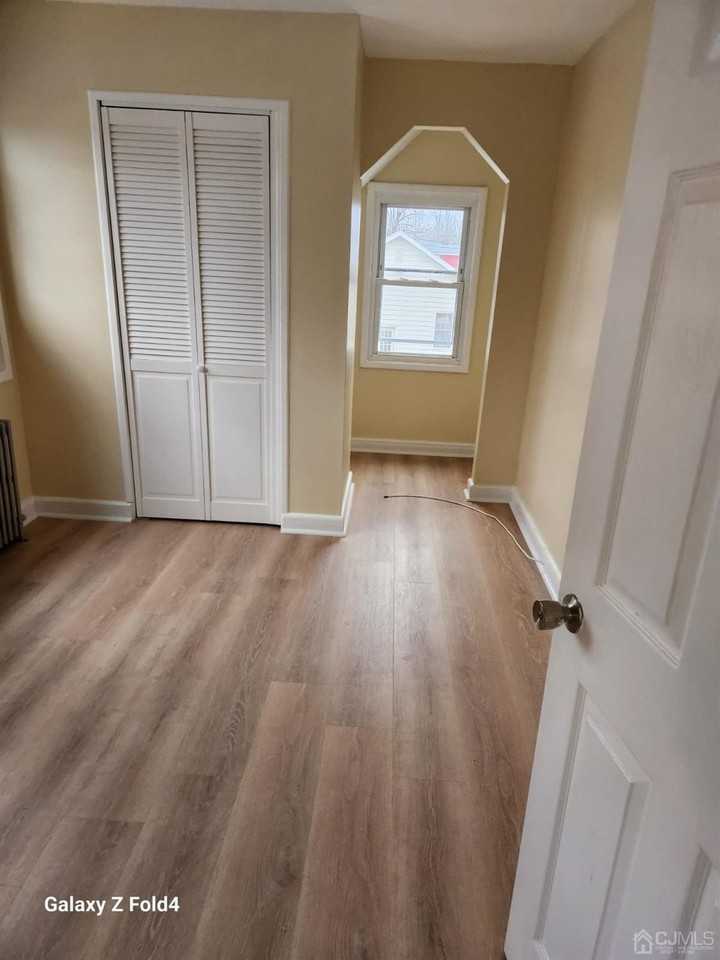 307 2nd St - Photo 2 of 7