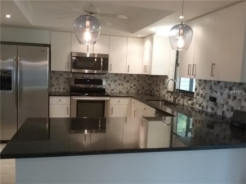 700 Lehigh Rd - Photo 6 of 10