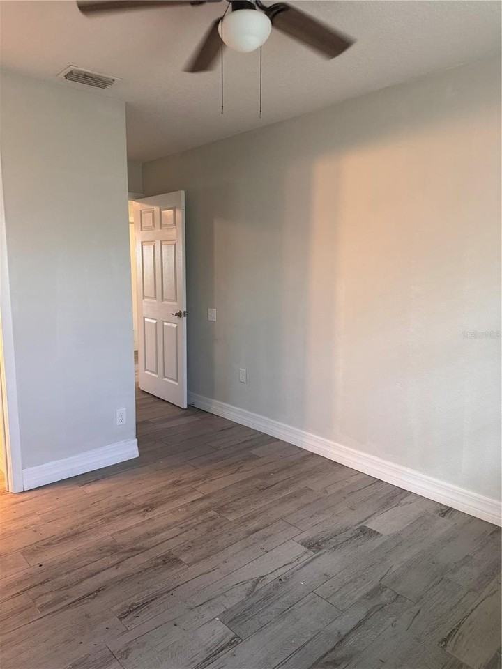 11452 Oceanspray Blvd - Photo 6 of 15