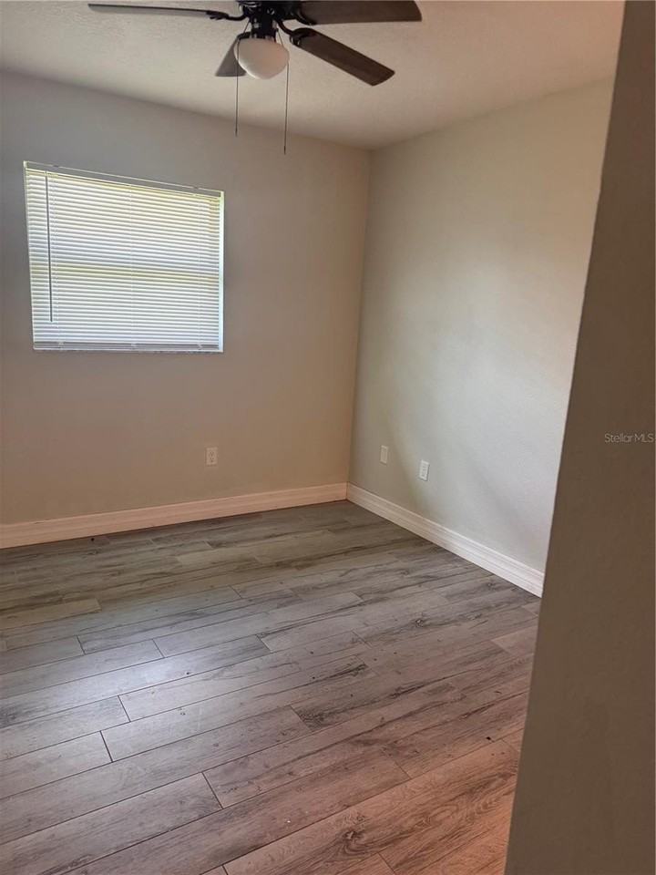 11452 Oceanspray Blvd - Photo 7 of 15