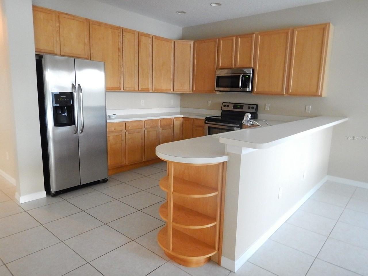 455 W Desoto St - Photo 3 of 13