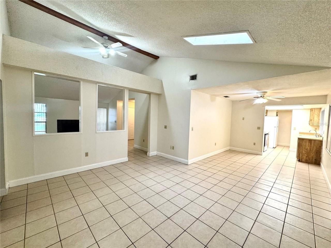 7415 Highland Grove Dr - Photo 5 of 15