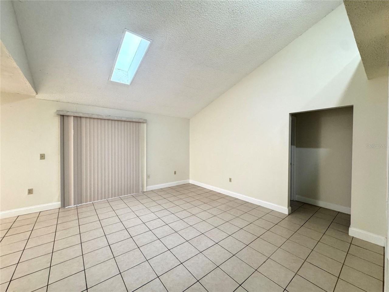 7415 Highland Grove Dr - Photo 6 of 15