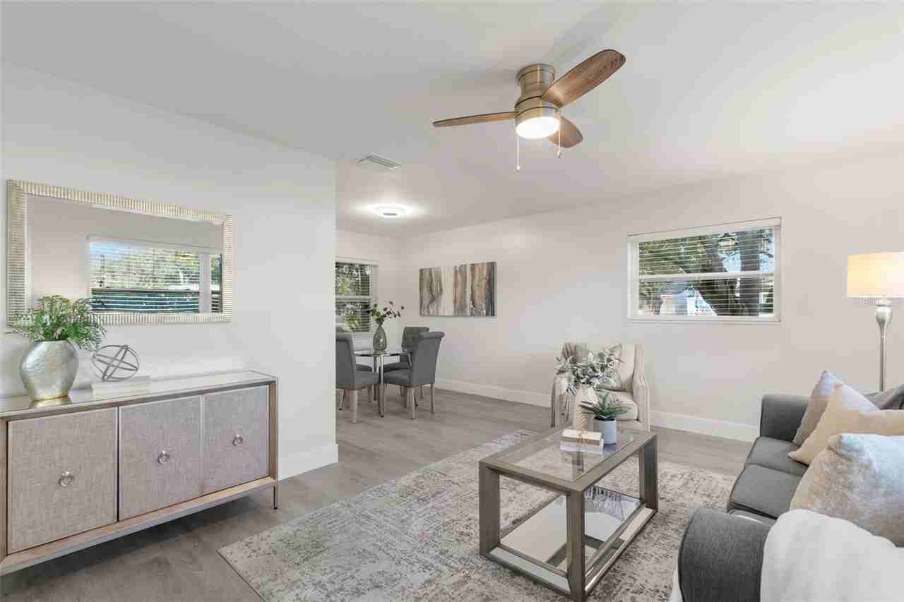 5931 Denver St Ne - Photo 3 of 25