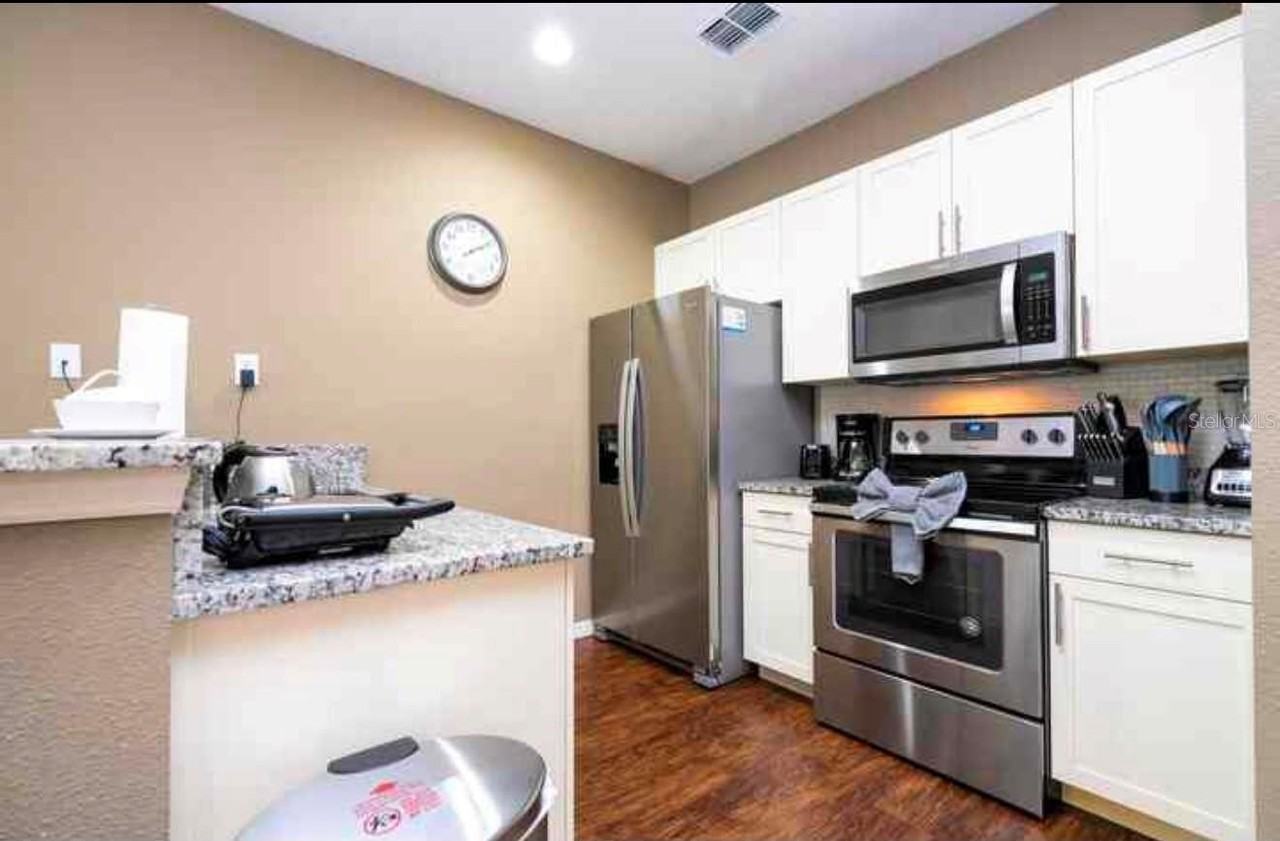 3218 Cupid Pl - Photo 3 of 19