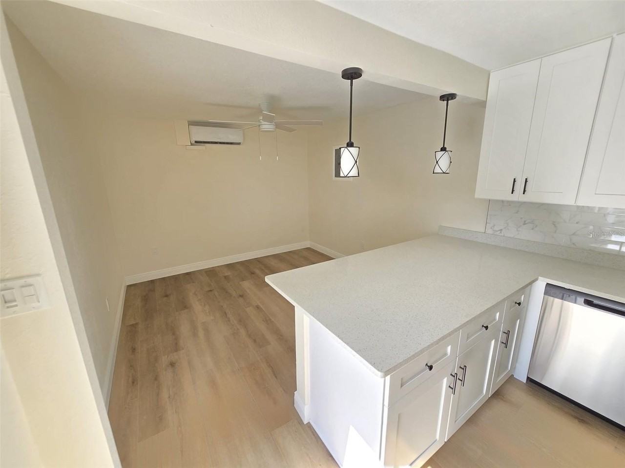 416 W Ianthe St #2 - Photo 3 of 9