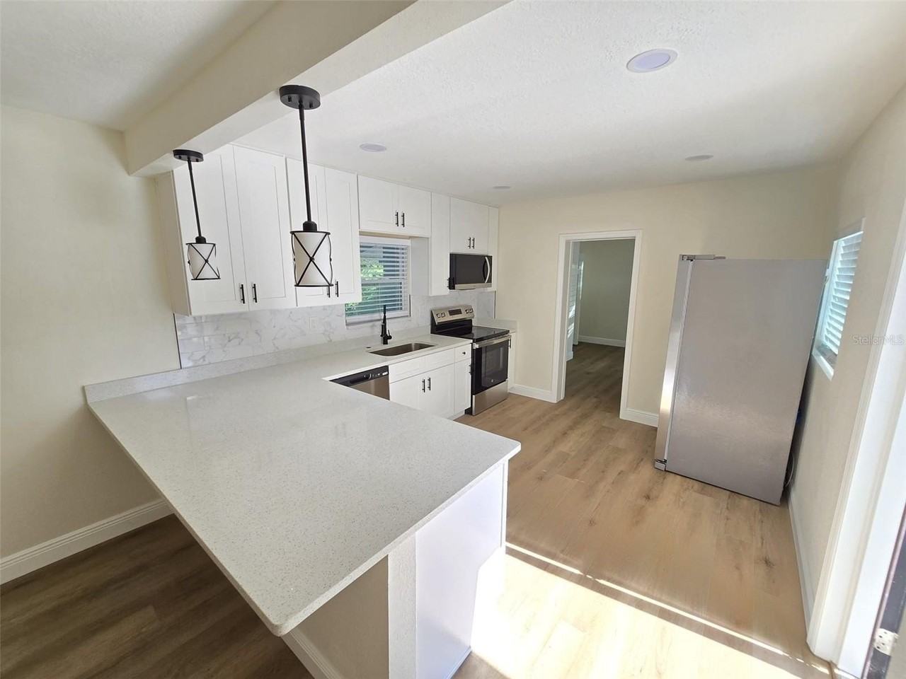 416 W Ianthe St #2 - Photo 4 of 9