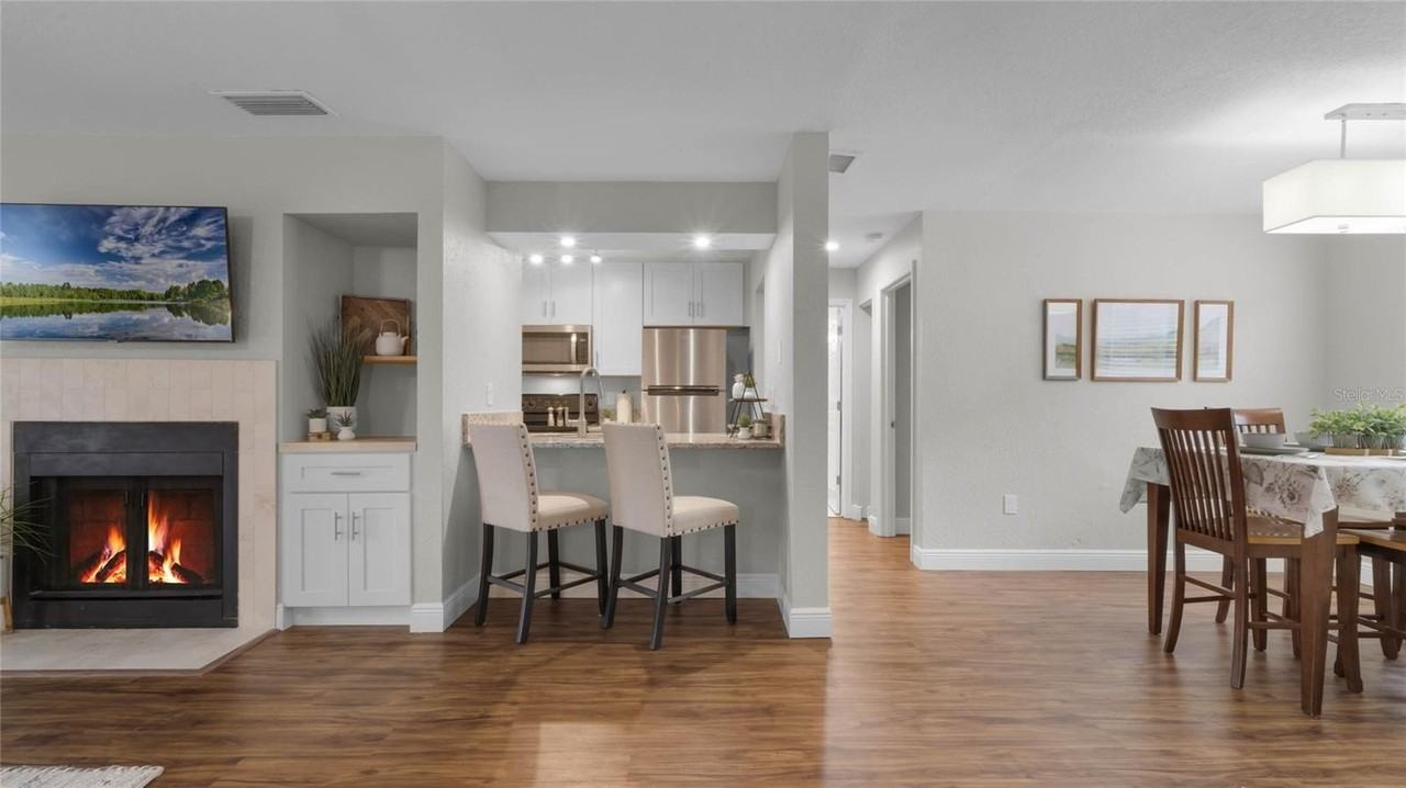 524 Sun Valley Vlg #105 - Photo 3 of 34
