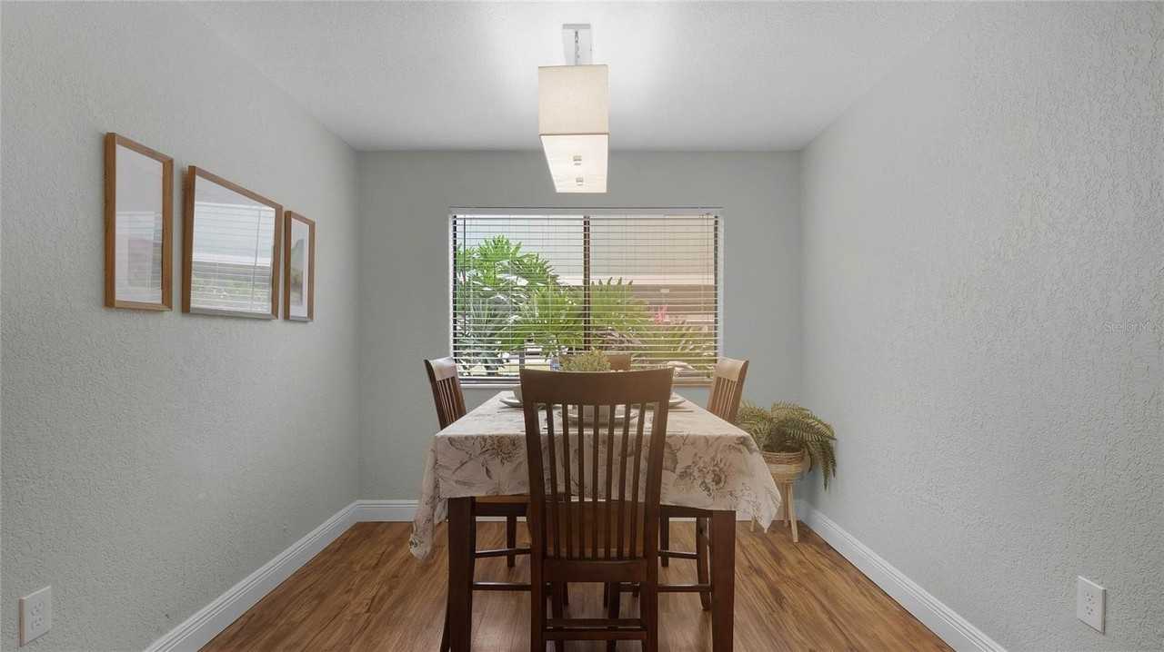 524 Sun Valley Vlg #105 - Photo 5 of 34