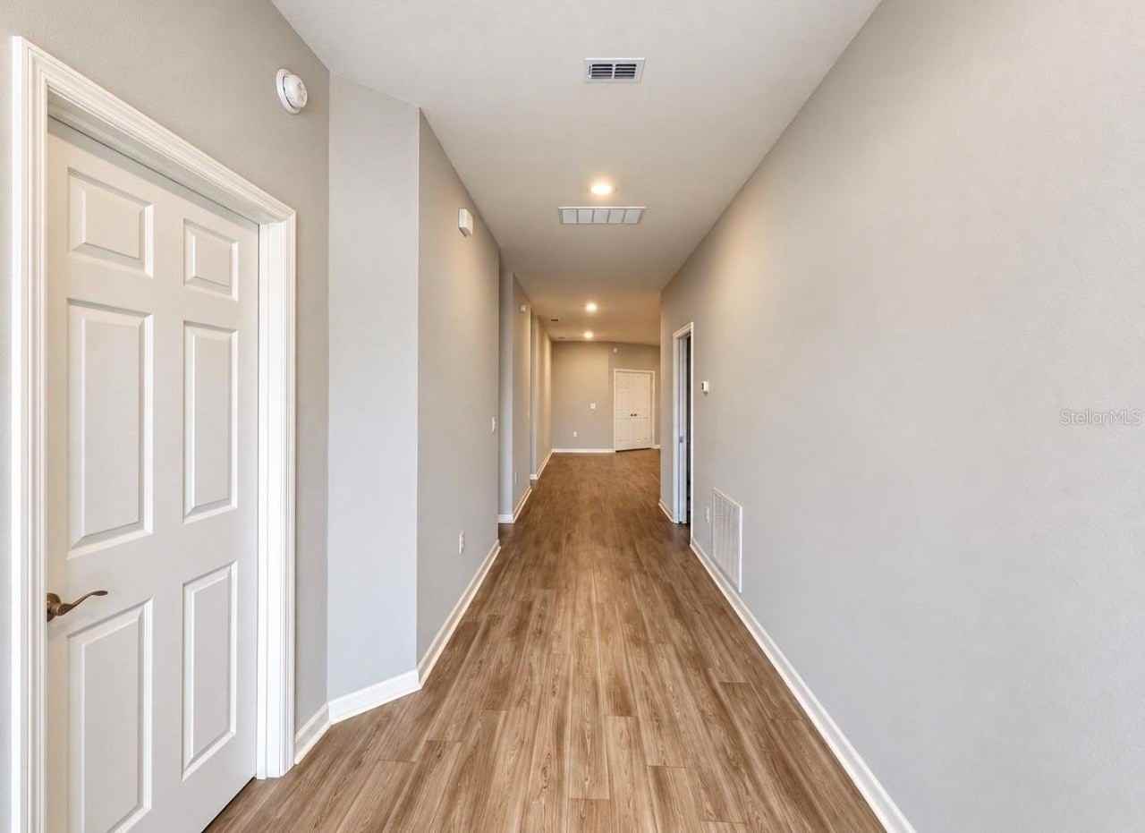 948 Aruba Ave - Photo 2 of 22