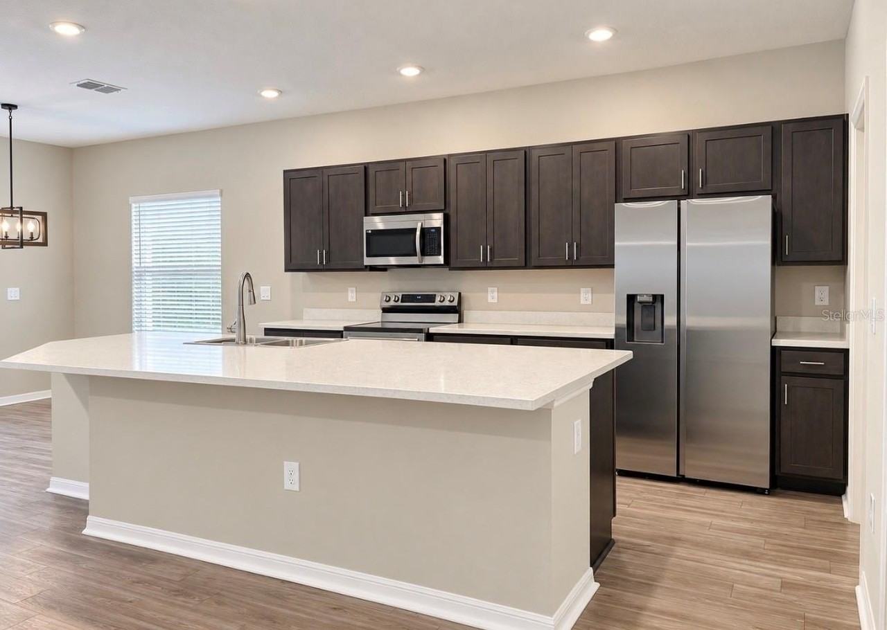 948 Aruba Ave - Photo 4 of 22