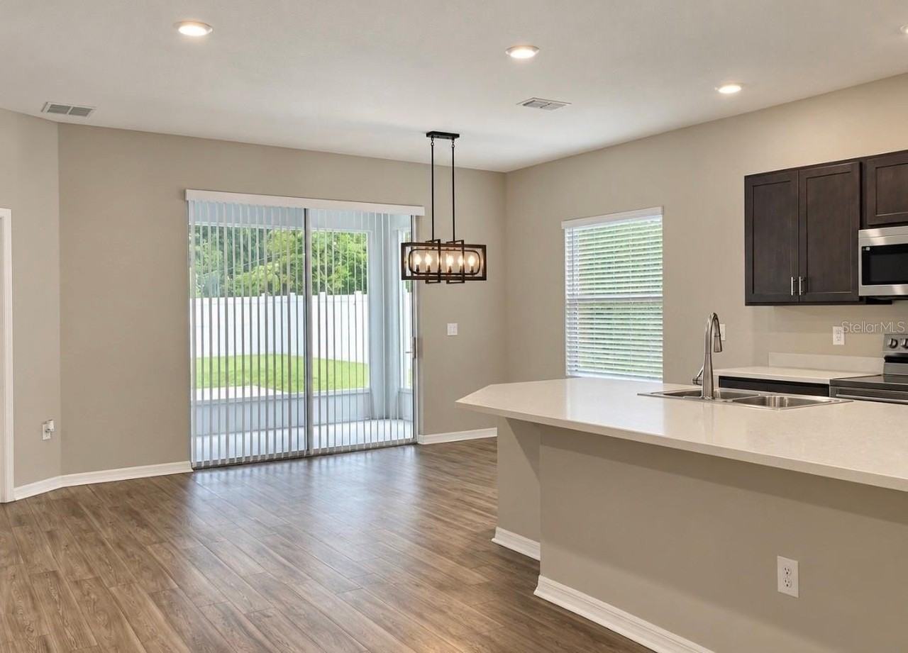 948 Aruba Ave - Photo 5 of 22