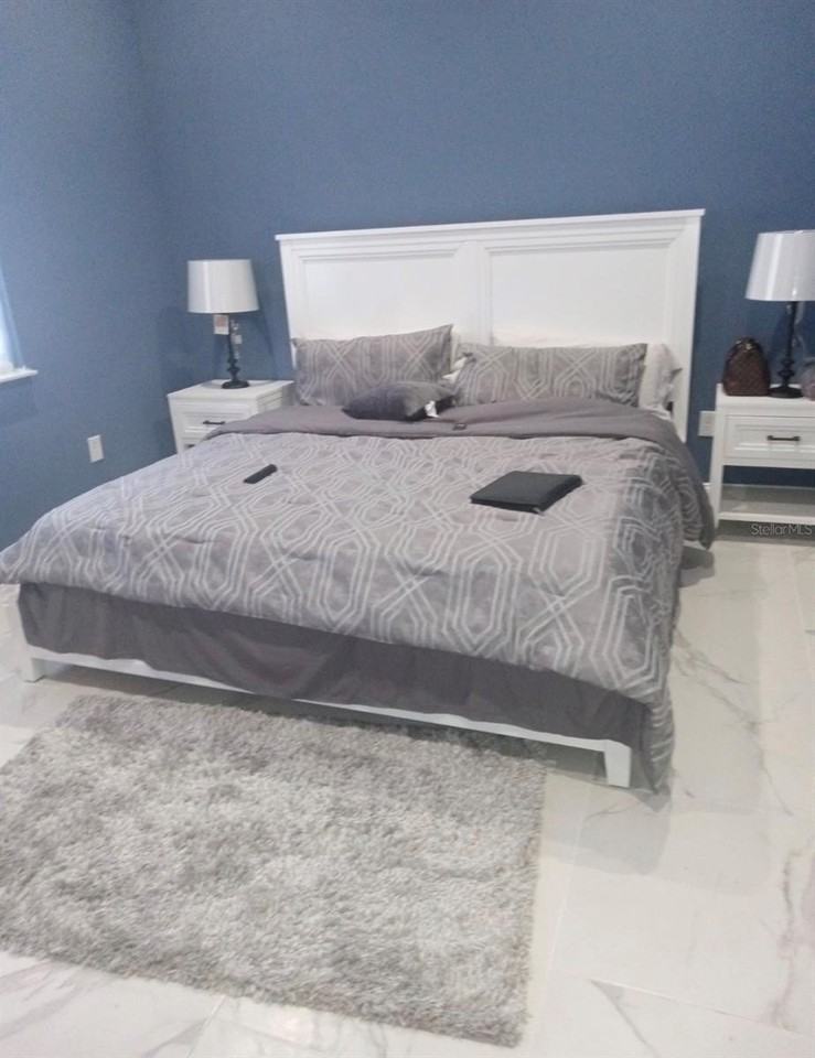 805 Hymon Cir - Photo 3 of 10