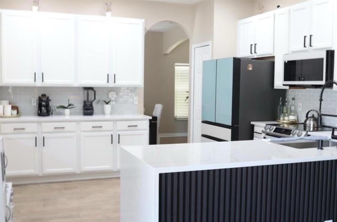 2732 Star Grass Cir - Photo 4 of 31