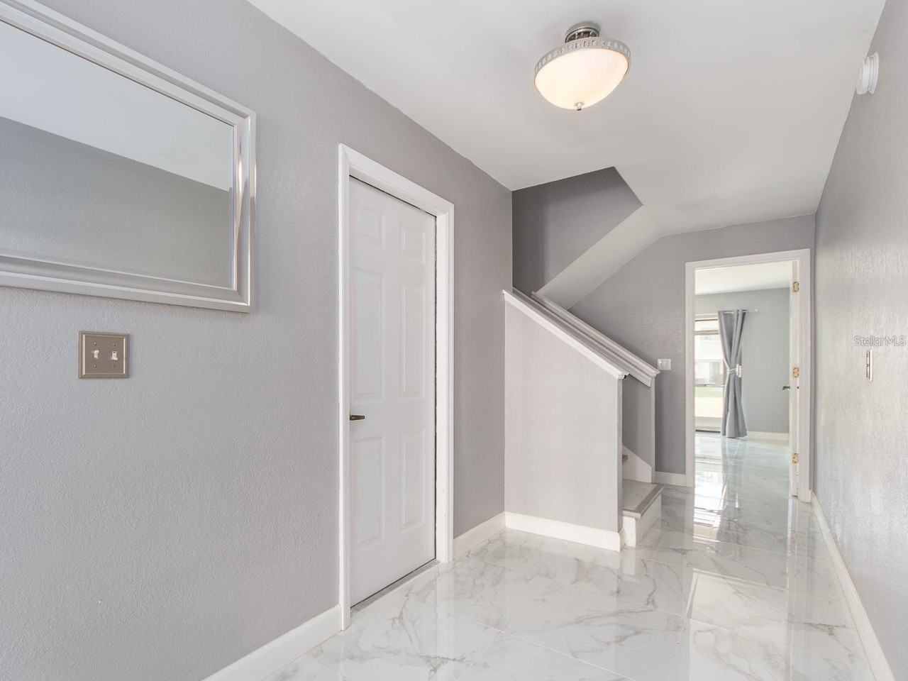2372 Hanover Dr - Photo 4 of 20