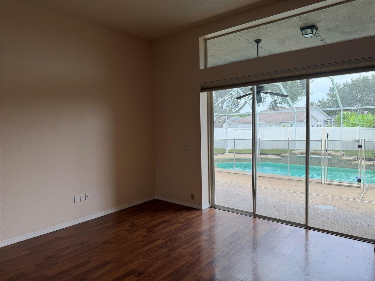9912 Kingshyre Way - Photo 4 of 13