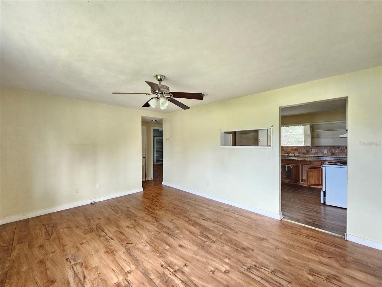 715 Longfellow Blvd - Photo 6 of 19