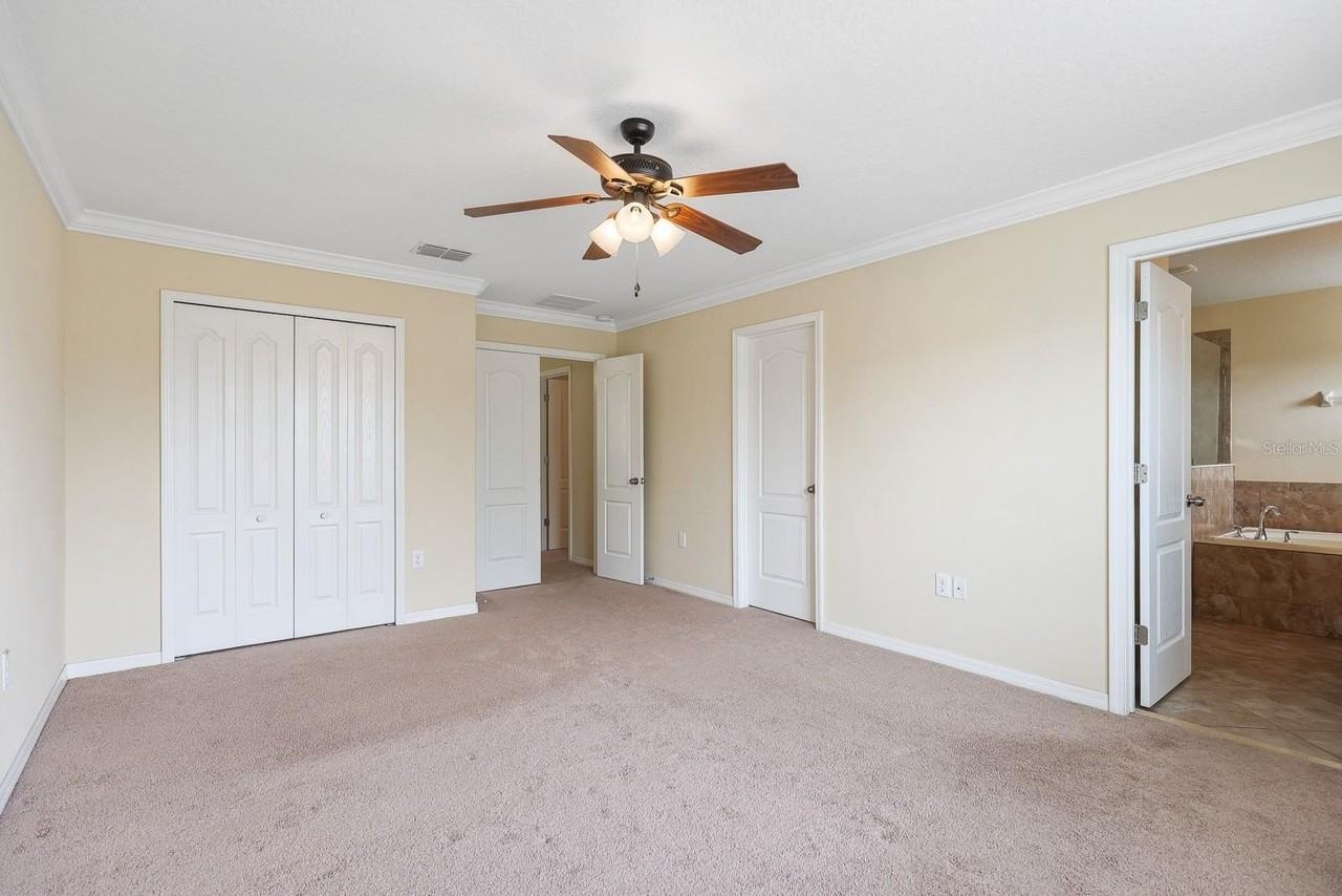 2724 Garden Falls Dr - Photo 5 of 39