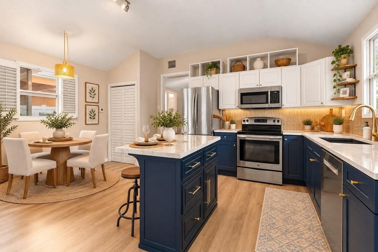 123 N Safford Ave - Photo 6 of 43