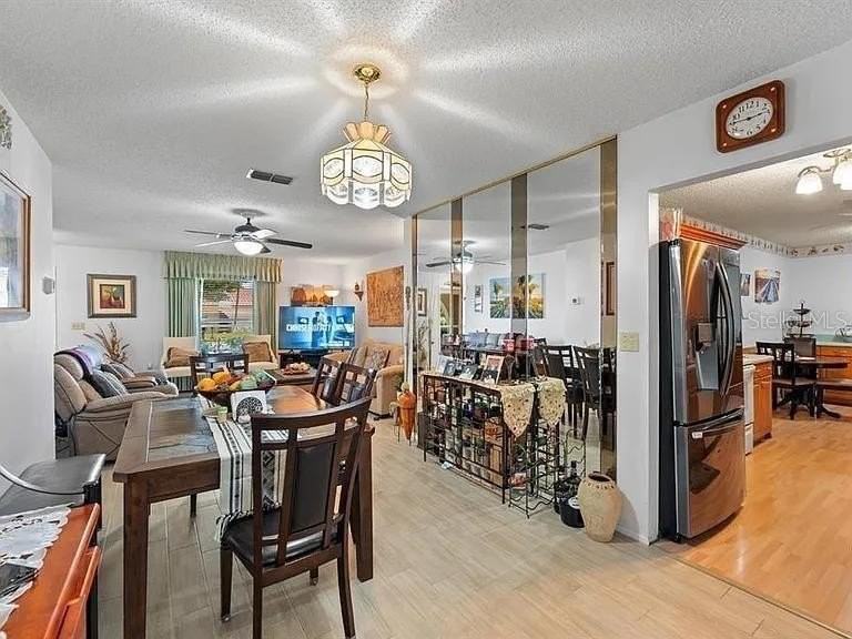 11404 Stansberry Dr - Photo 4 of 16