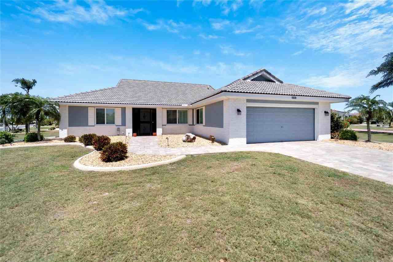 1839 Wolf Laurel Dr - Photo 4 of 39