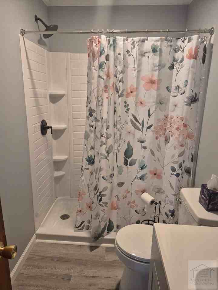 291 Meadowbrook Ln - Photo 4 of 10
