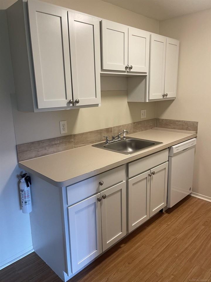 38272 Fairway Ct #148A - Photo 2 of 10