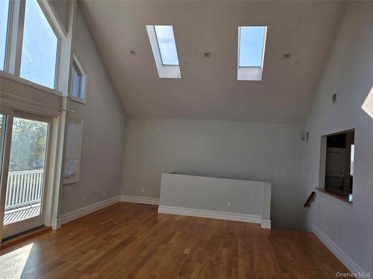 355 E Market St - Photo 3 of 14