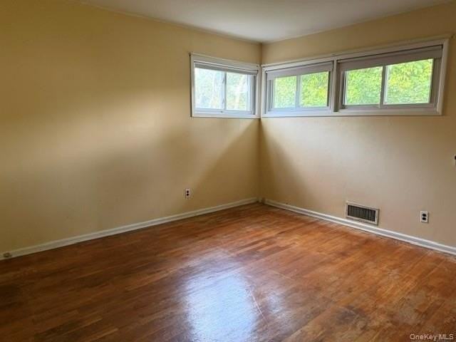 46 Alexander Dr - Photo 7 of 11
