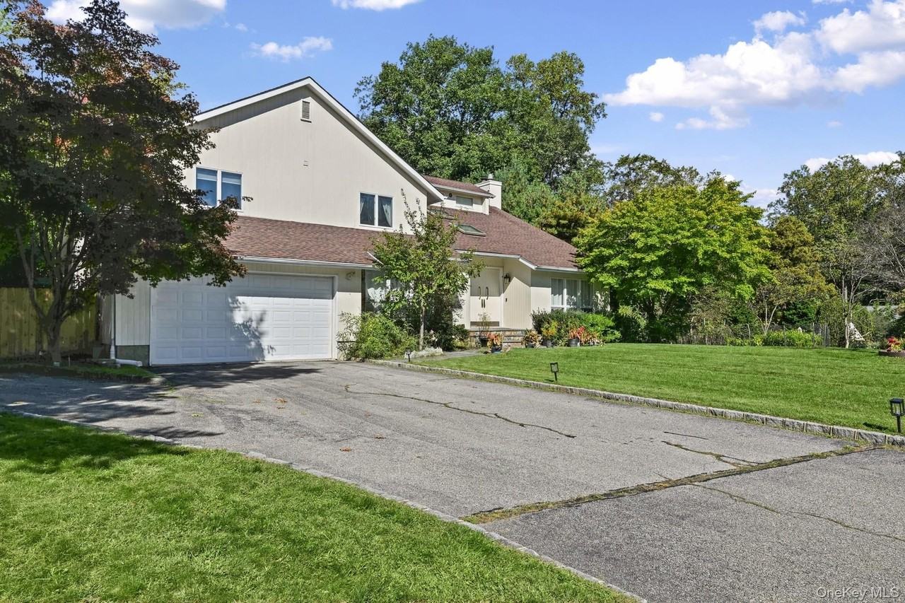 9 Ellen Ct - Photo 2 of 29