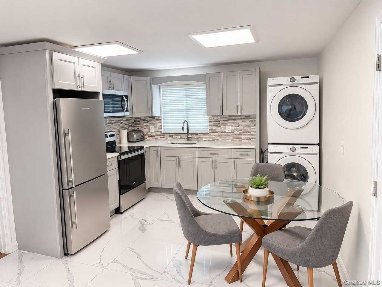 1159 Broadway - Photo 5 of 8