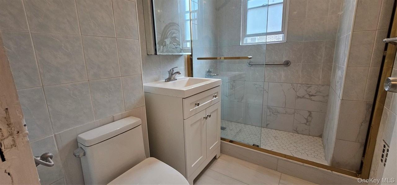 1414 Avenue H #2 - Photo 3 of 7