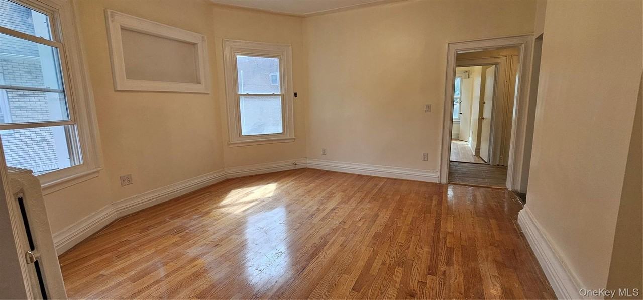 1414 Avenue H #2 - Photo 7 of 7