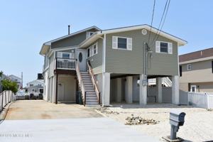 featured image of 5 W Susquehanna Dr