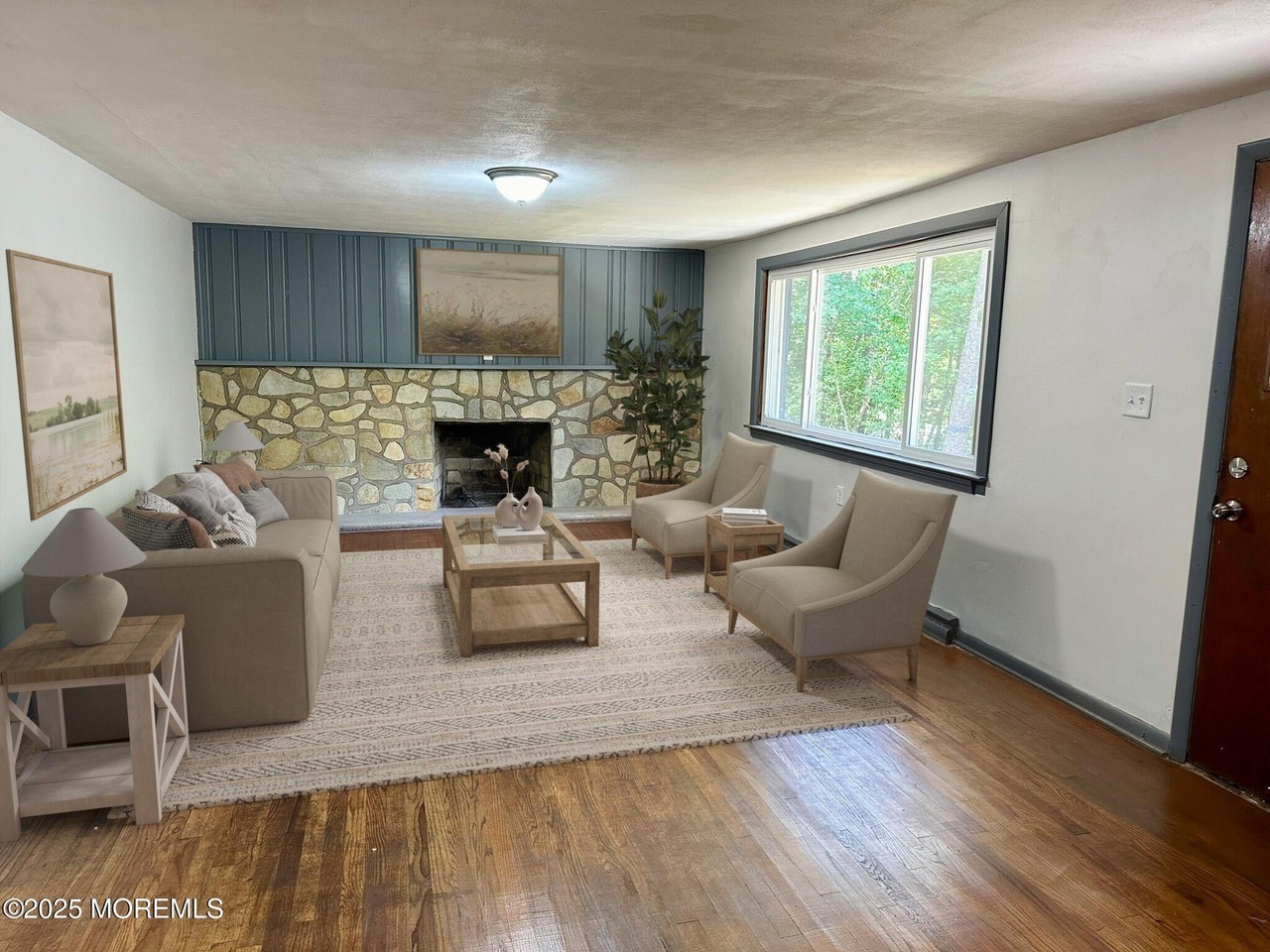 135 S Main St - Photo 5 of 37