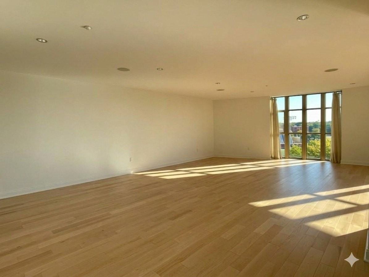 520 S Washington St #PH3 - Photo 6 of 37
