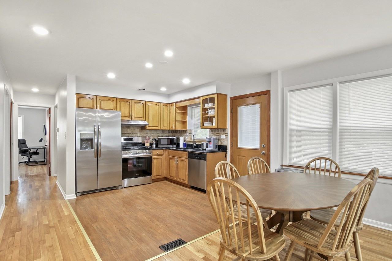 236 Callan Ave #2 - Photo 4 of 10