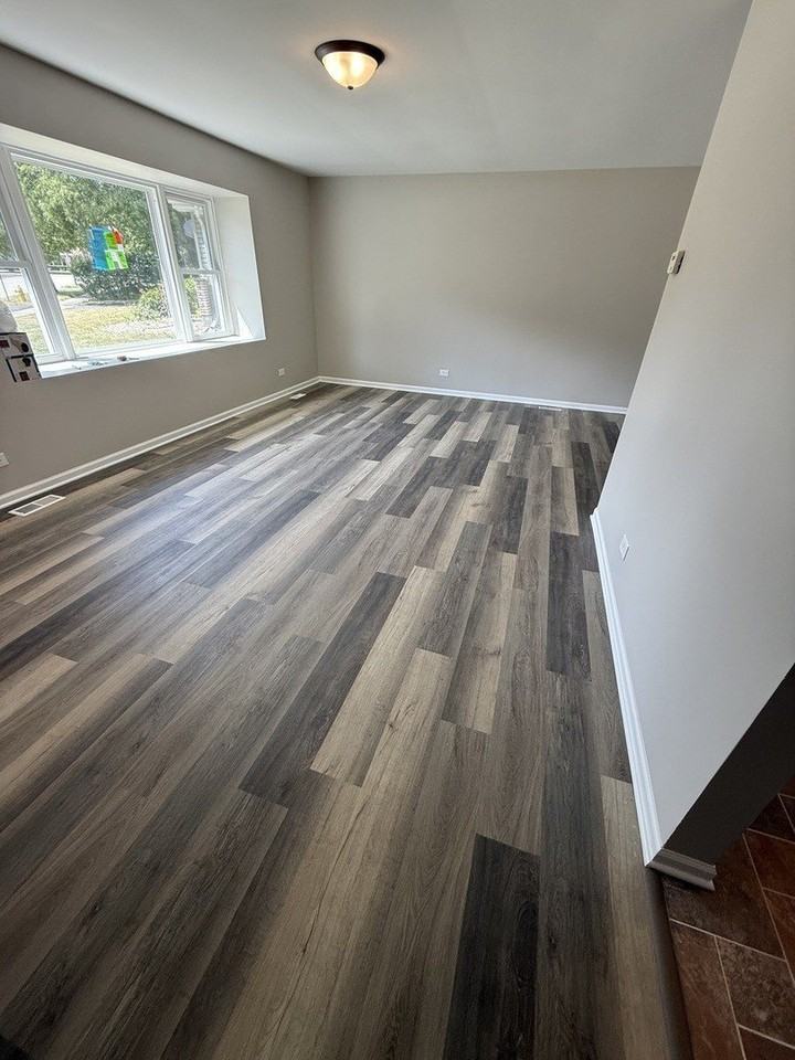 4022 Richmond Ct - Photo 3 of 18