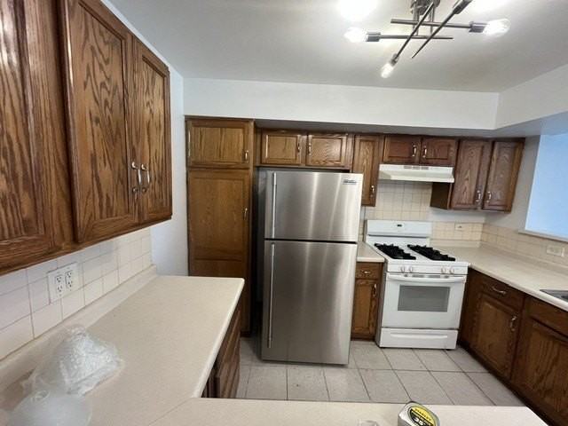 1908 Grove Ave - Photo 3 of 15
