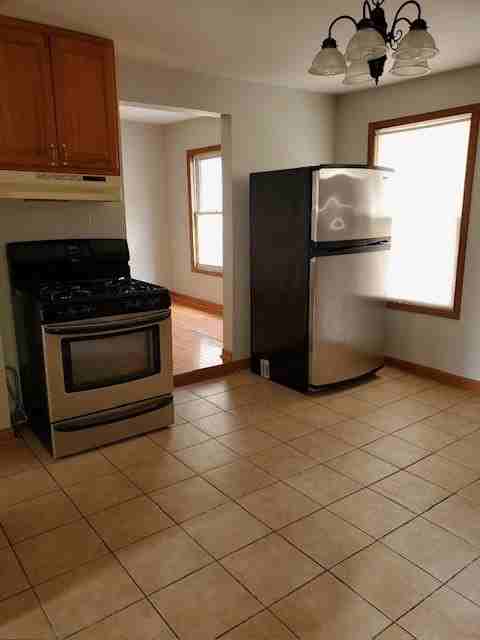 1029 W 19th St #2M - Photo 3 of 8