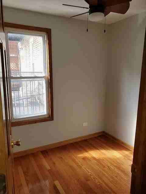 1029 W 19th St #2M - Photo 5 of 8