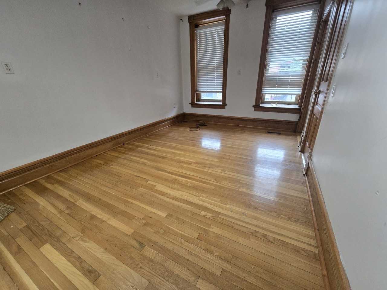 1736 W Beach Ave #1 - Photo 2 of 10