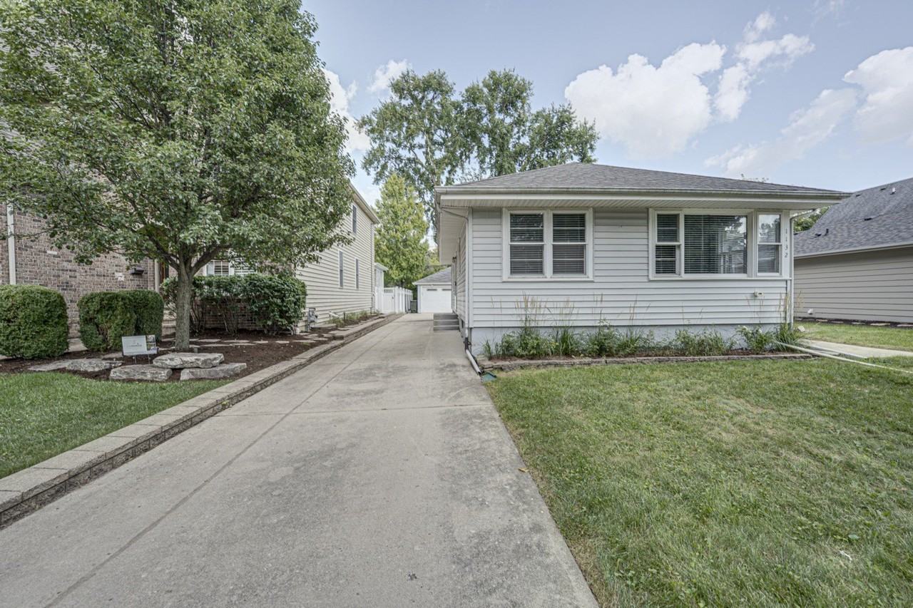 1132 N Main St - Photo 2 of 27