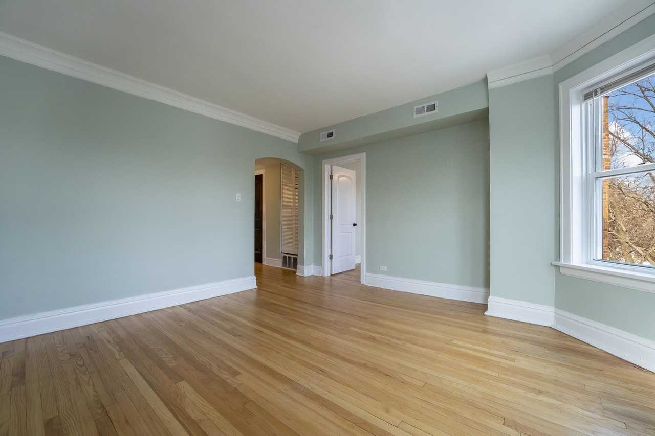 845 Lyman Ave #1N - Photo 5 of 13
